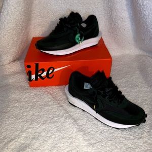 Sacai X LDWaffle ‘Black Nylon’